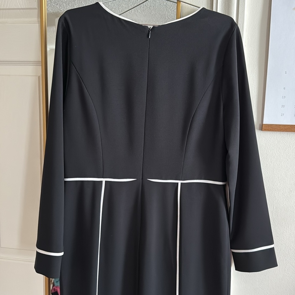 Maggy London Black and White Midi Dress - Picture 5 of 8